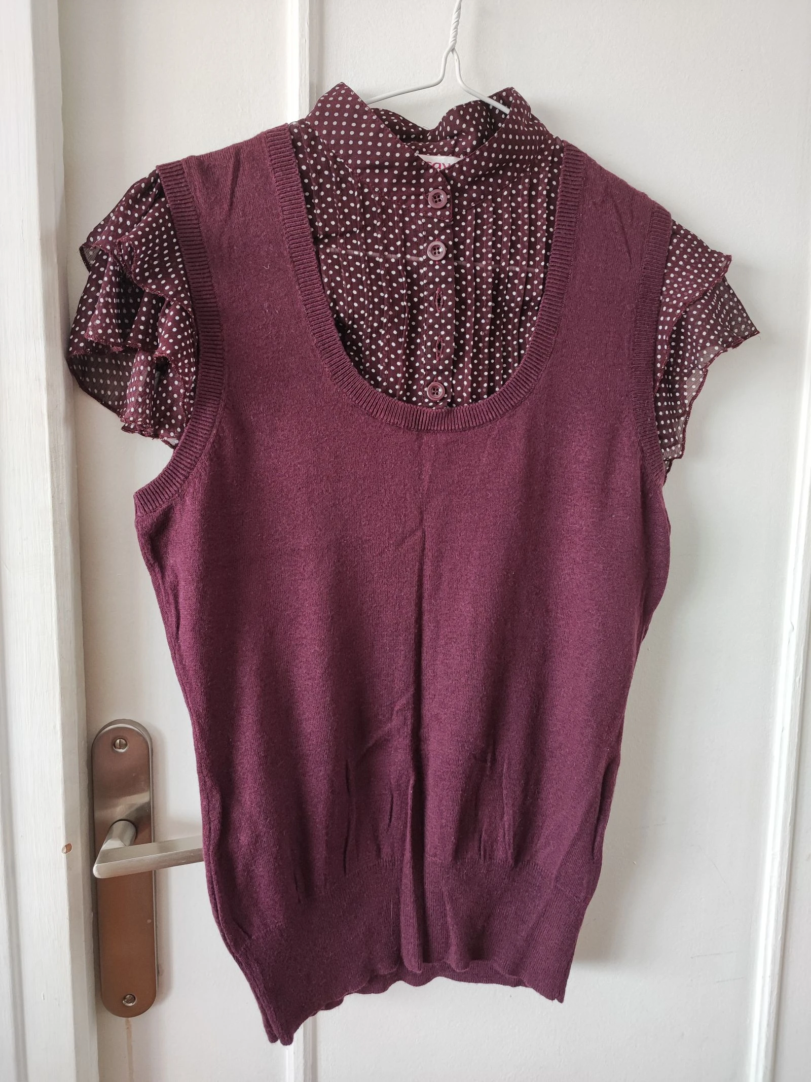 Blouse avec manche volant col roulé